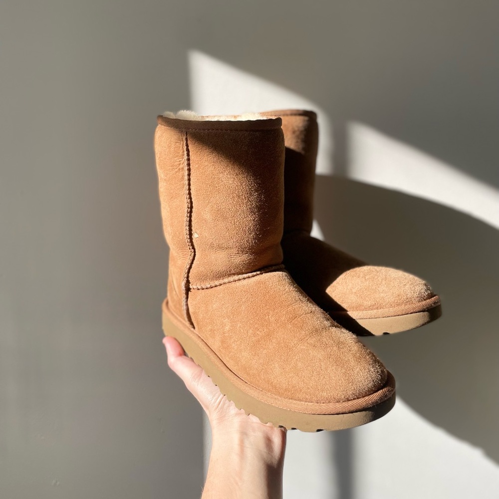 UGG Carmel boots